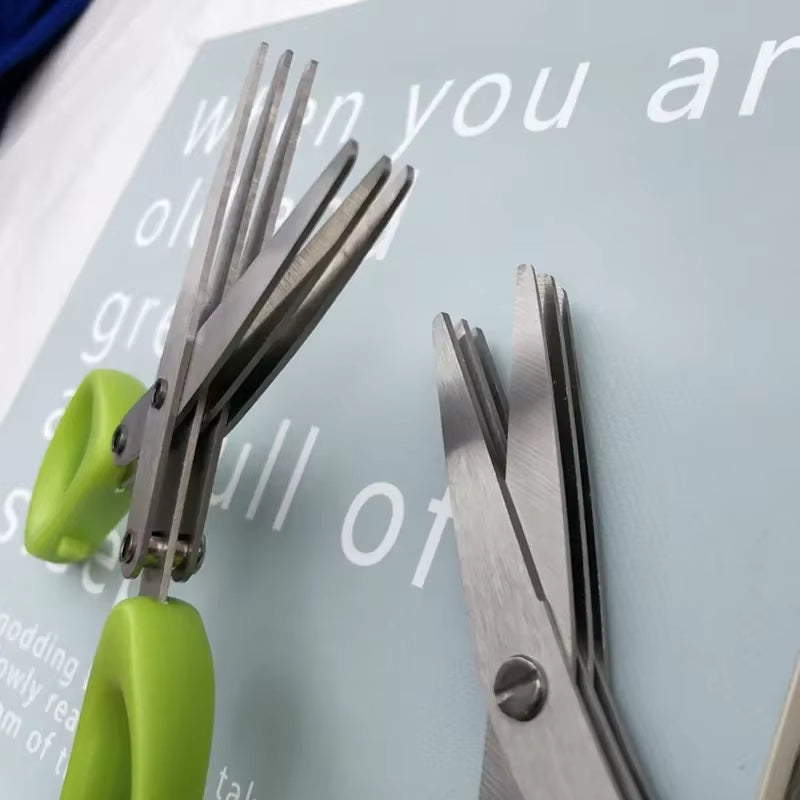 Multi-Functional Stainless Steel Kitchen Scissors for Chopping, Shredding, and Cutting Scallions and Laver
